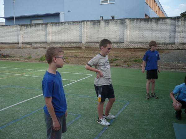 Další