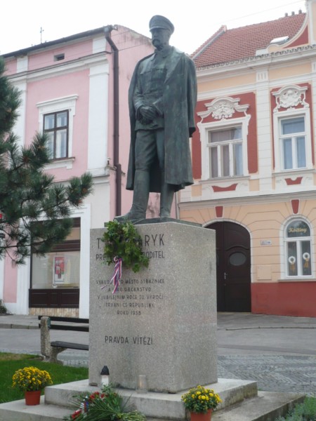 Další