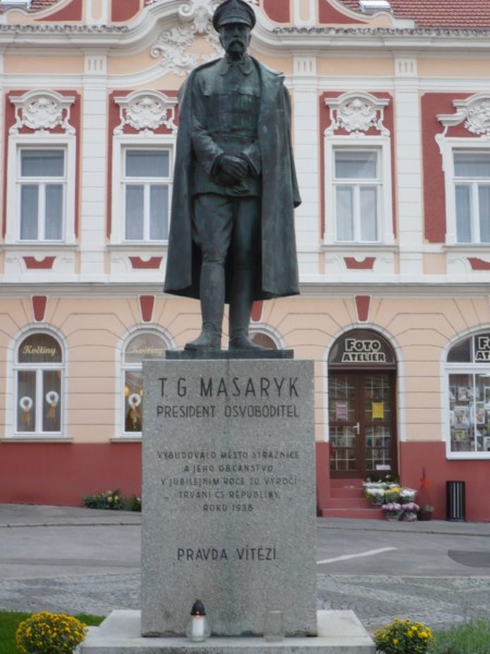 Další