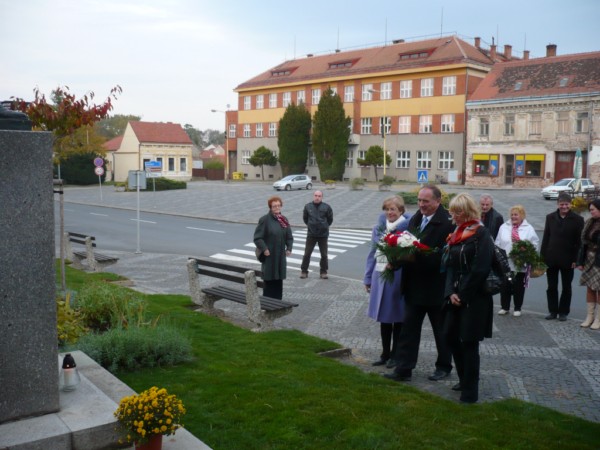Další