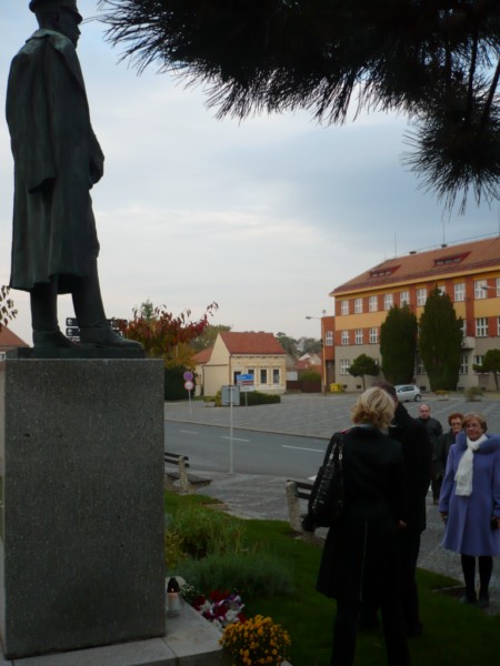 Další