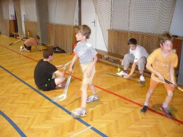 Další