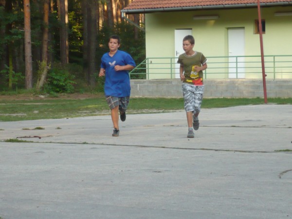 Další