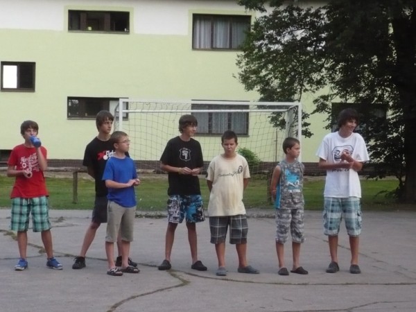 Další