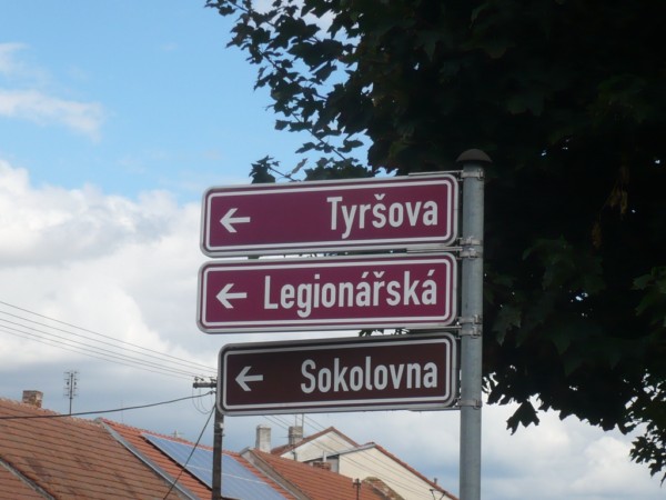 Další