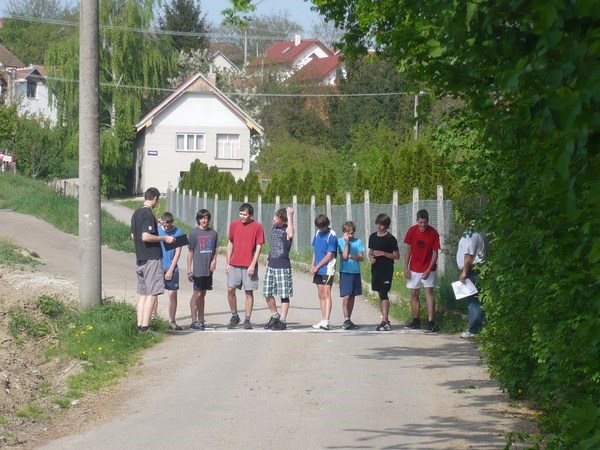 Další