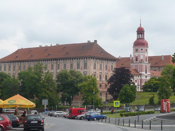 Další