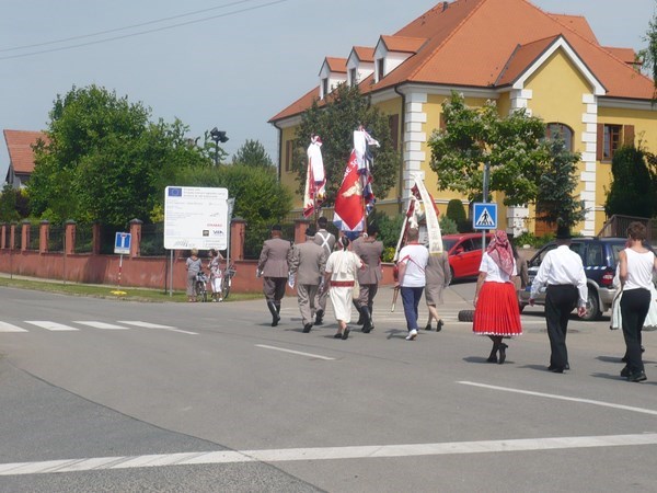 Další