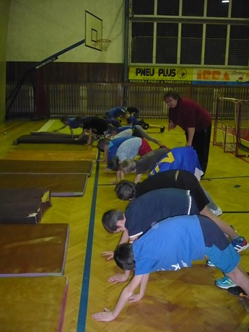 Další
