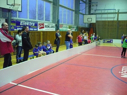 Další