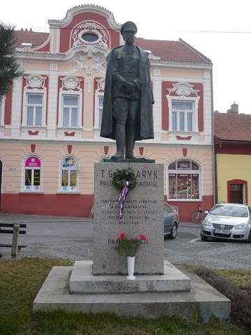 Další