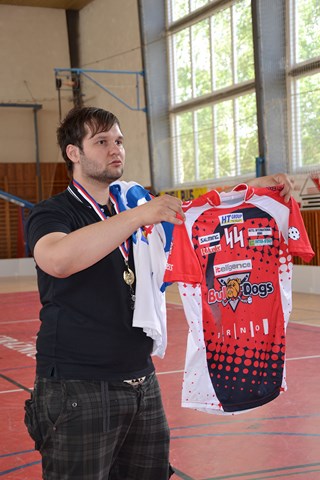 Další