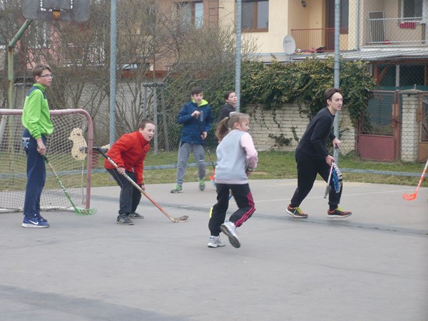 Další