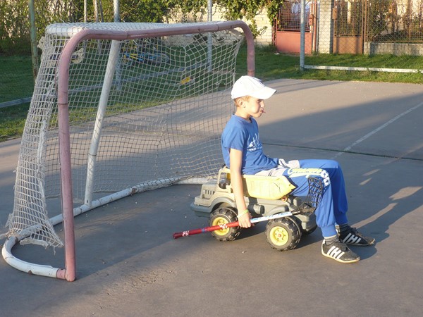 Další