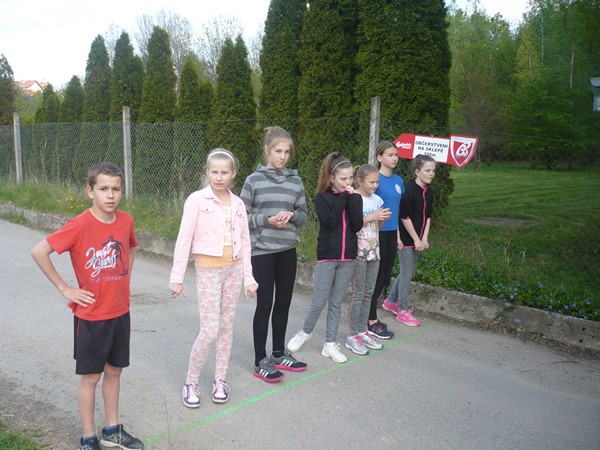 Další