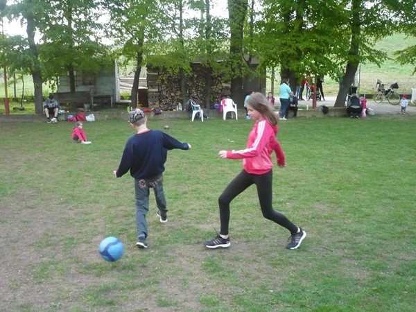 Další