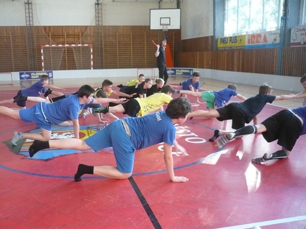 Další