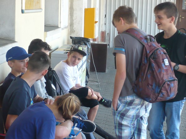 Další