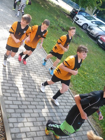 Další