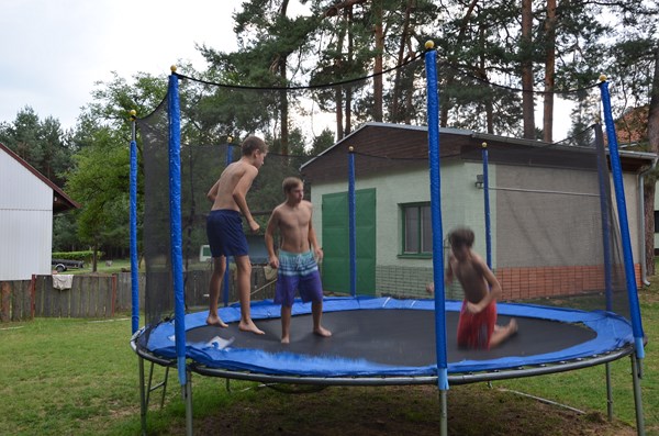 Další