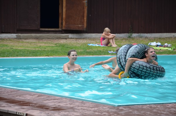 Další