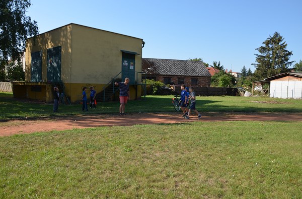 Další