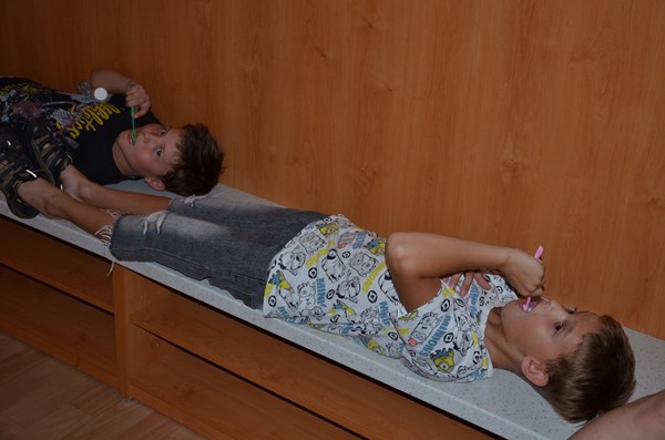 Další