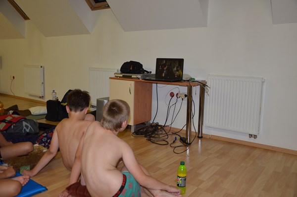 Další