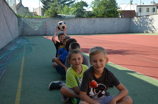 Další