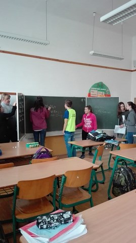 Další