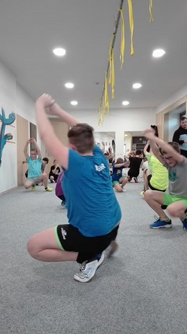 Další