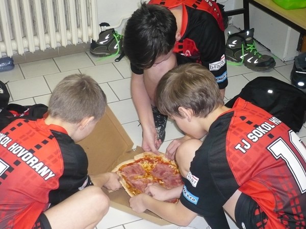Další