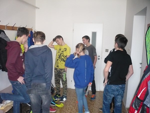 Další