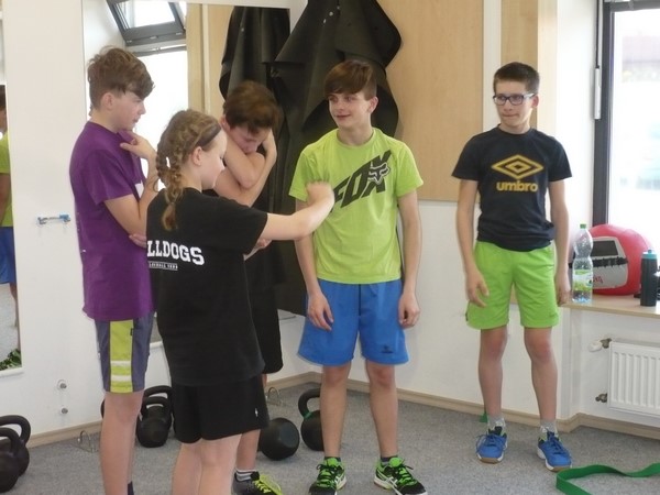 Další
