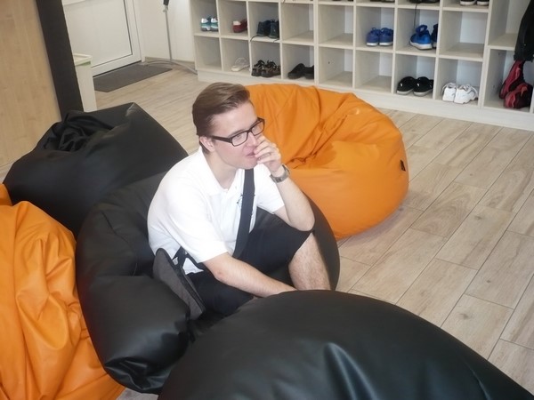 Další
