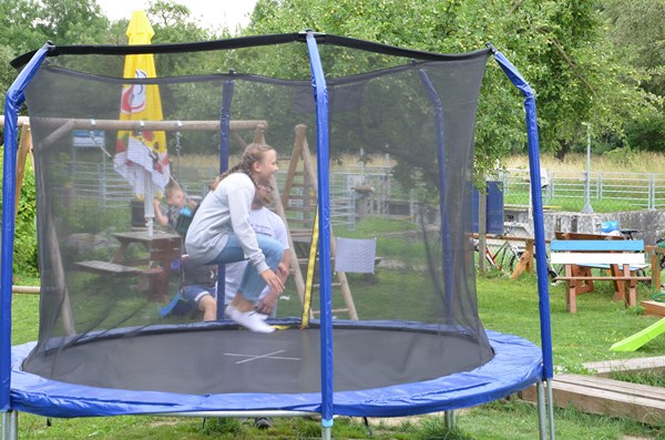 Další