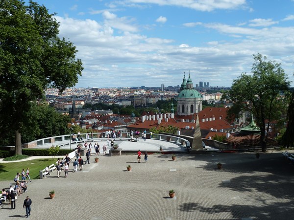 Další
