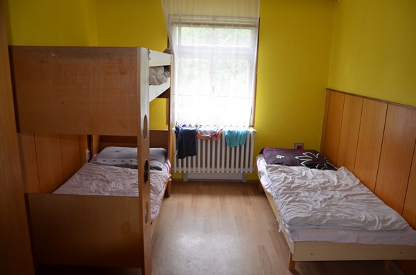 Další