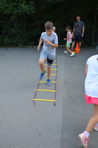 Další