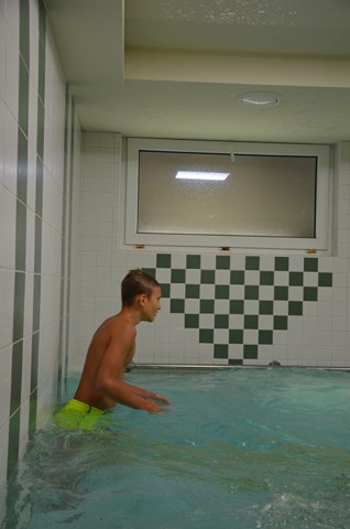 Další