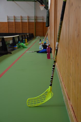 Další
