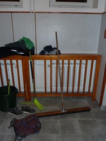 Další