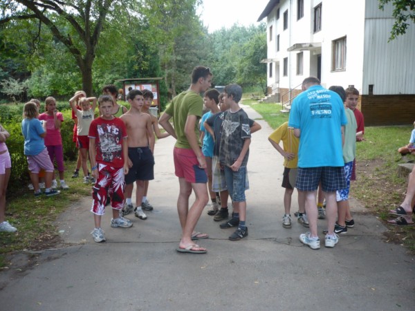 Další