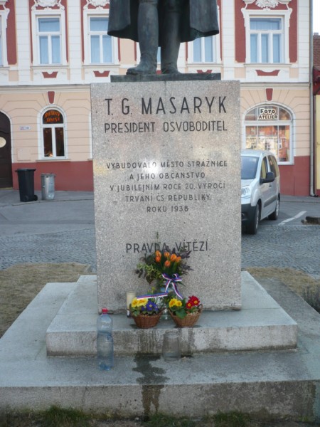 Další