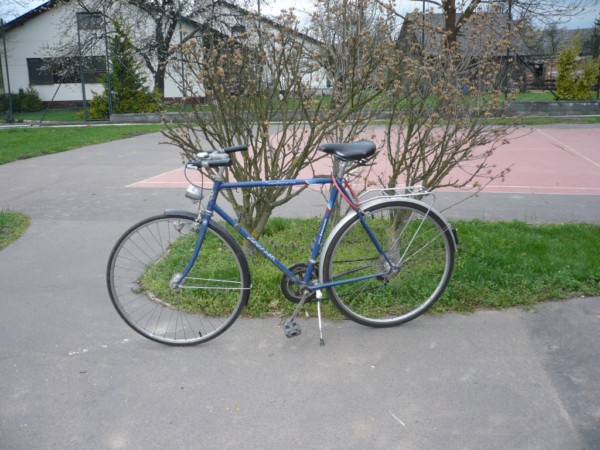 Další