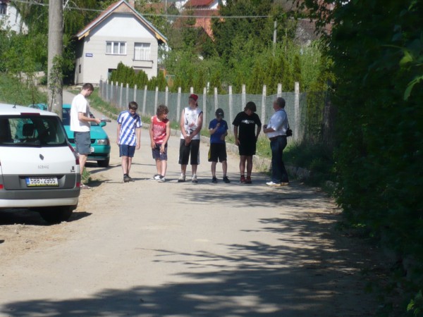 Další