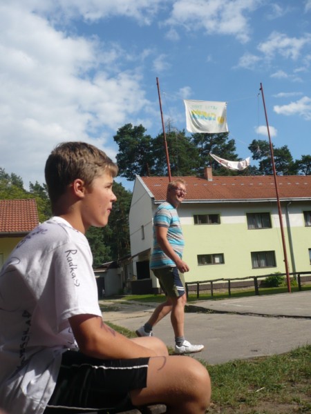 Další