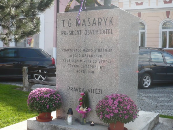 Další