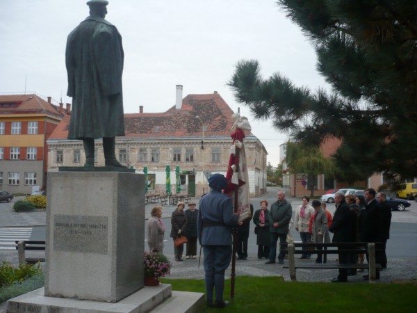 Další