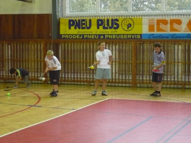 Další